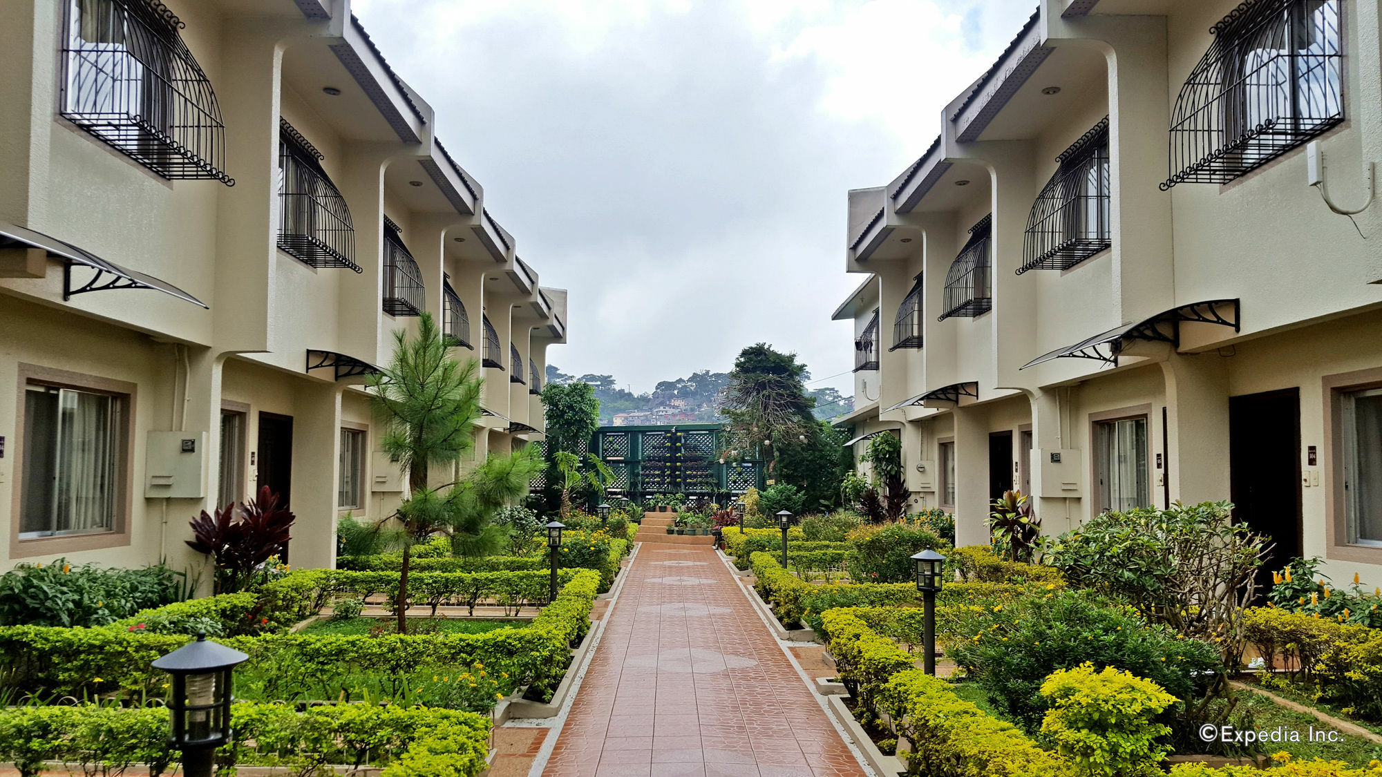 Baguio Holiday Villas Baguio City Exterior photo